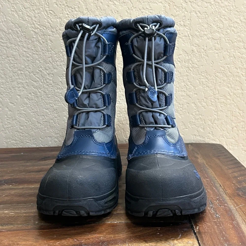 The North Face Alpenglow Waterproof Insulated Snow Boots Boys US 5 ThermaFelt